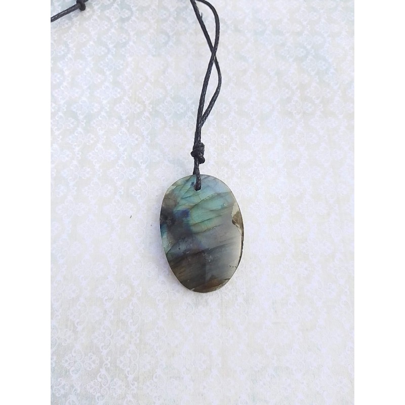 Pendentif ovale labradorite